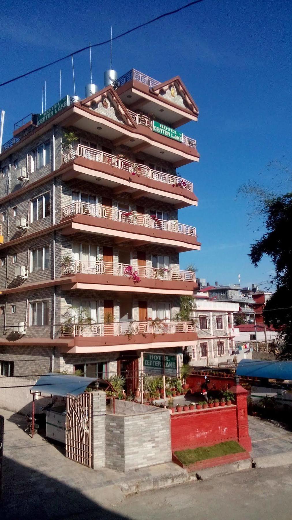 Hotel Center Lake Похара Екстериор снимка